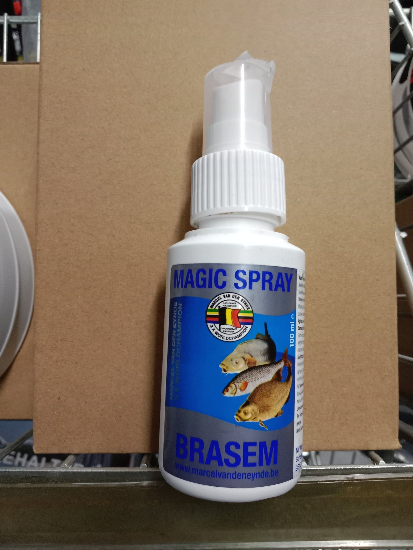 MVDE Magic Pump Spray Lockstoff 100ml Brasem