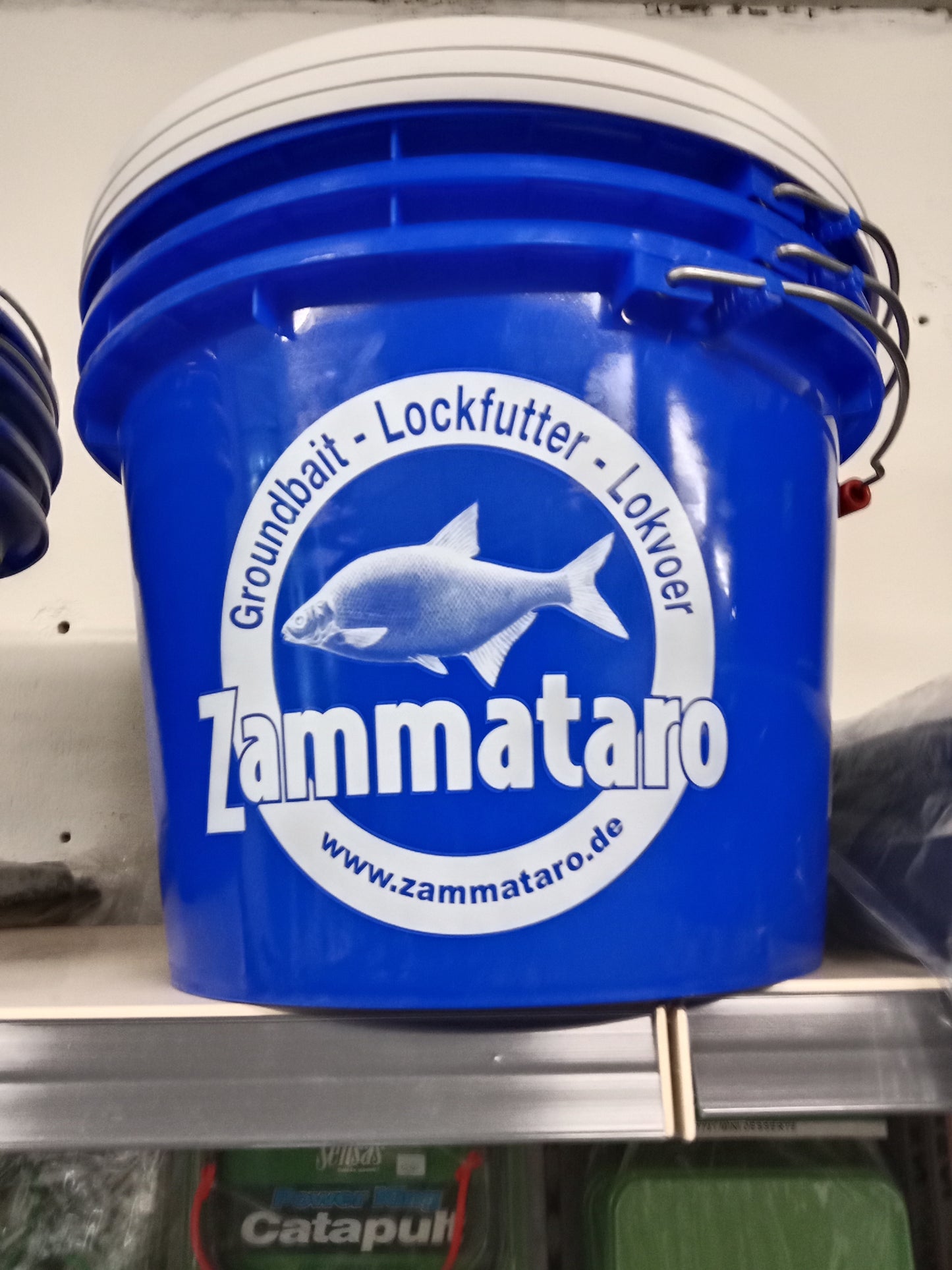 Zammataro Futtereimer 20l mit Deckel