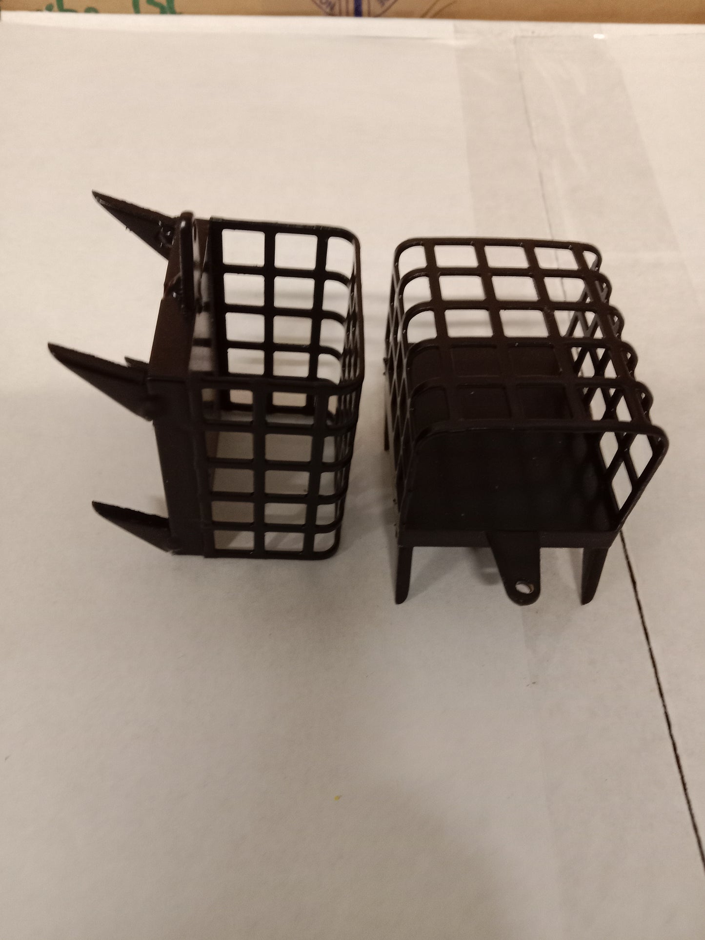 Haldorado Cage Block Feeder Big River mit Metall Krallen 125g XXL