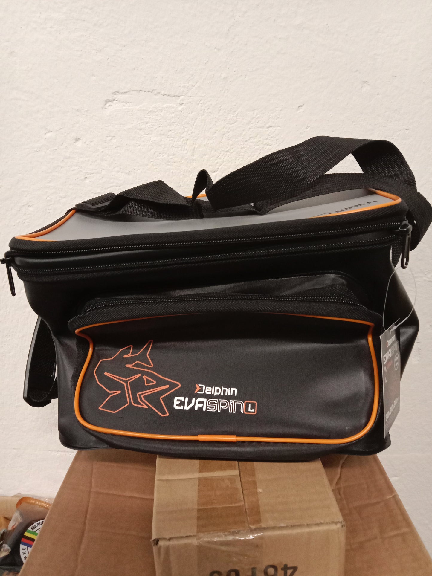 Delphin Spinfischer EVA Tasche Spinwalk L
