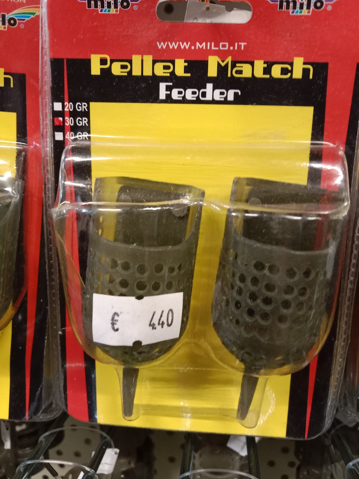 Milo Pellet Plastik Feeder 2er Pack 30g inline