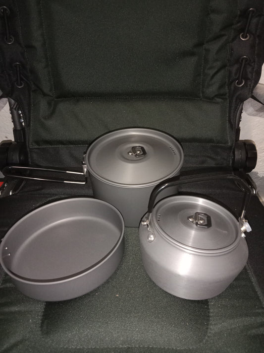Delphin Koch Set mit Teekessel