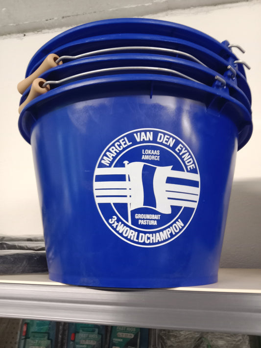 MVDE Futtereimer 17liter